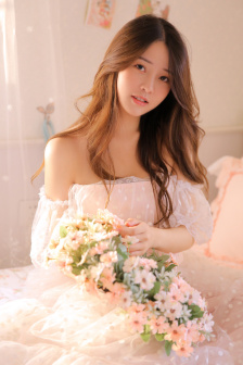 丰满的女教师在线播放